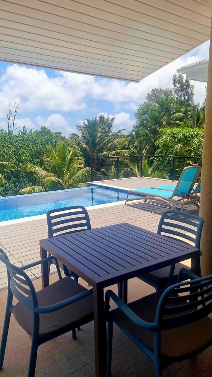 Tranquility Villas Baie Sainte Anne Exterior photo